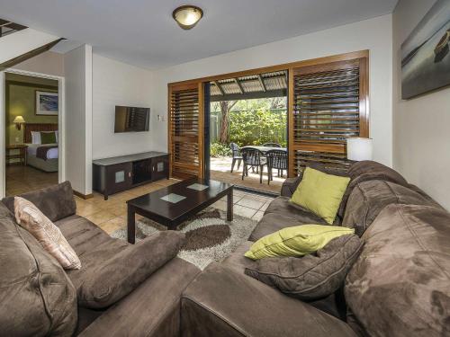 Non Refurbished 3 Bedroom Bungalow