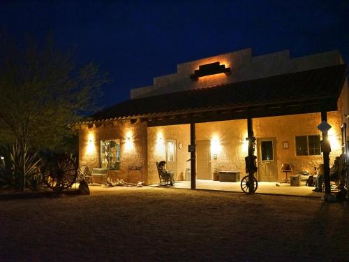 Stagecoach Trails Guest Ranch - 출입구
