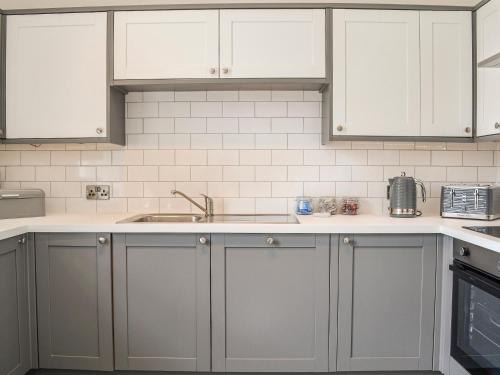 外部景觀, Dezzy's in 蒙特羅斯