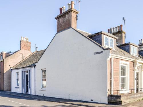 外部景觀, Dezzy's in 蒙特羅斯