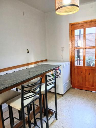 Konyha, Sentite como en casa near Gov. Francisco Gabrielli nemzetközi repülőtér