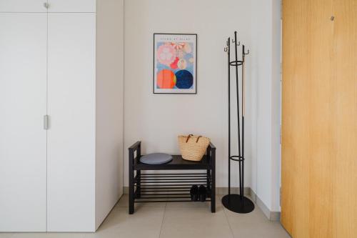 Prague Days - Family Friendly One-Bedroom Apartment with Balcony TV & Netflix in Holešovice - main image