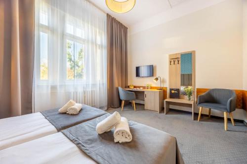 Hotel Polonia Centrum - image 2