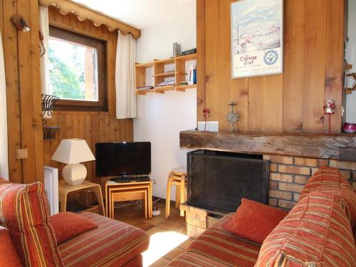 Duplex 8 pers avec parking, pied des pistes, proche commodités - FR-1-572-127