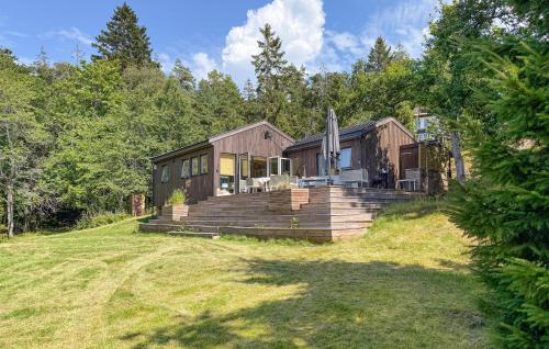. 2 Bedroom Beautiful Home In Gressvik