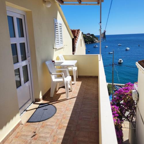 Apartments Miovic