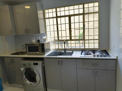 Apartamento Renovado 2 Habitaciones en la mejor zona del Centro de Caracas Cerca de las clinicas de  in San Bernardino