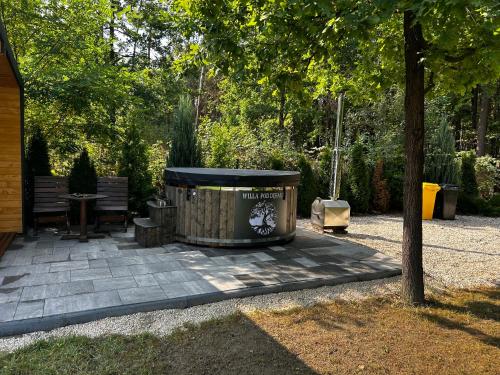 Viesnīcas āriene, Willa Pod Dębami II domek nad zalewem Chańcza z balią oraz sauną na wyłączność (Willa Pod Debami II domek nad zalewem Chancza z balia oraz sauna na wylacznosc) in Korytnica