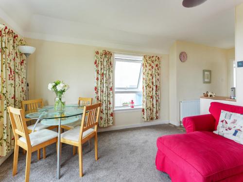 A szálláshely kívülről, Carraig Dhubh Cottage - Uk47123 in Whiting Bay