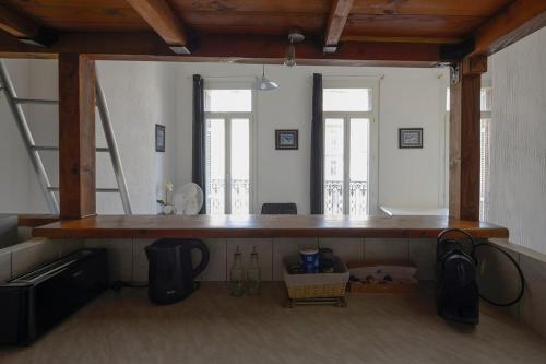 Beautiful studio - view on Notre-Dame de la Garde, Marseille (fotografie 6)