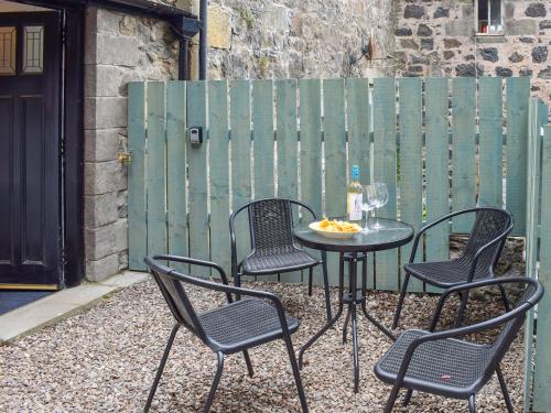 外部景觀, Mill Hall Cottages in 紐堡