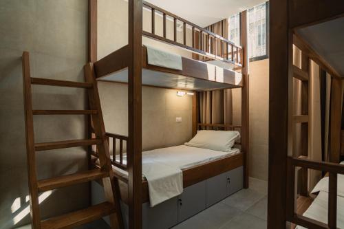 HOSTEL INN PETRELLA Room Type - Bed in 4-Bed Male Dormitory Room