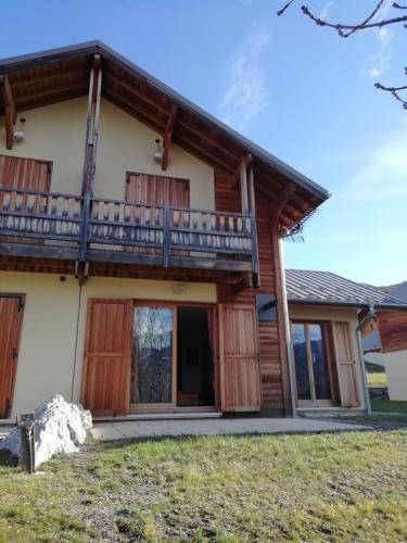 Chalet Les Bouquetins in Risoul Village