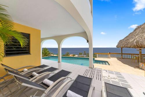 Villa Barbulete - Exclusive luxury sea view villa at Cas Abou in 方滕