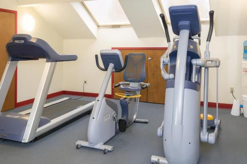 The Ponds at Foxhollow by Capital Vacations - main image