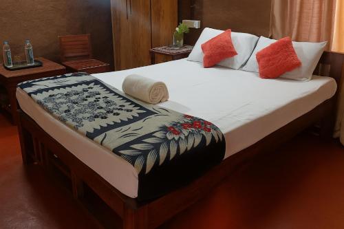Mannora Resorts Marayoor in Marajura