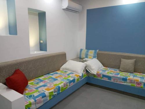 Studio moderne avec parking privé et Wi-Fi gratuit (Studio moderne avec parking prive et Wi-Fi gratuit) in 스팍스