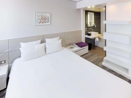 1 double bed, 1 sofa bed