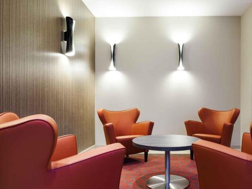 Mercure Hotel Brussels Centre Midi, Брюссель (фото 4)