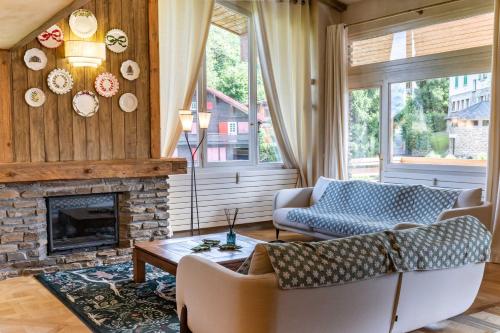 Apt Elegant with balcony 5P 2BR Megève Center - Location saisonnière - Megève