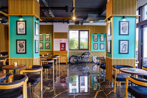 HOW Boutique and Hotel in كلوج-نابوكا
