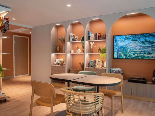 Bar/Lounge, ibis Golfe de Saint-Tropez in Cogolin