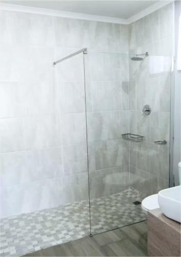 Central, Secure & Stylish Stay in Randhart, Alberton (Foto 7)