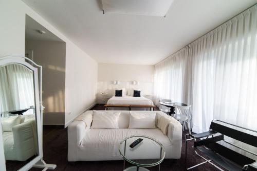 H & R Estrella del Bajo Carrion in Villoldo