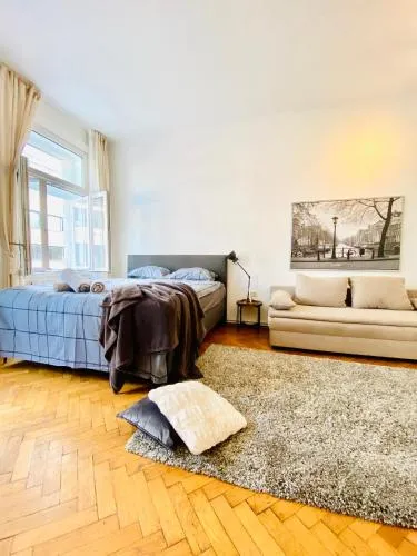 Affordable Room in Villa, With Garden & Parking in Wien, Österreich