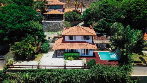 숙소 외관, Villa Ferradura - Piscina e Vista Mar in 페라두라 비치