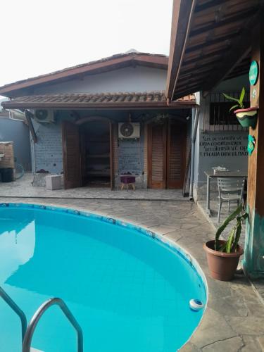 CASA 51 HOSTEL ubatuba in Ubatuba