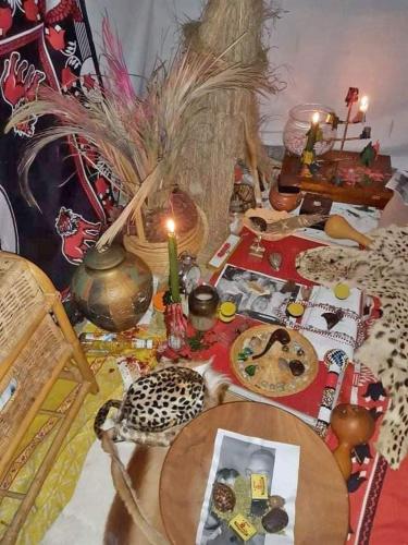 Baabaa Baabuu Best Sangoma Traditional Healer Love Spells Johannesburg, Bassonia, Glenvista, Lenasia in Johannesburg South