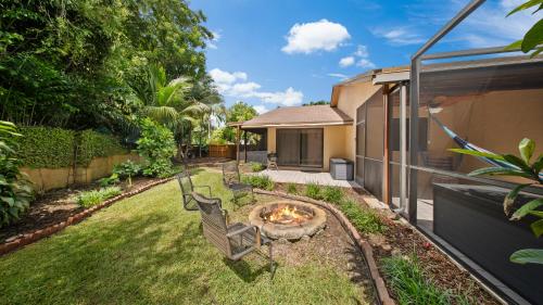 Private Entrance King Room and Private Bath UMiami near อุทยานเขตร้อน