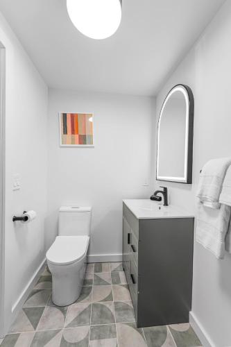 Ambler Hotel - image 14