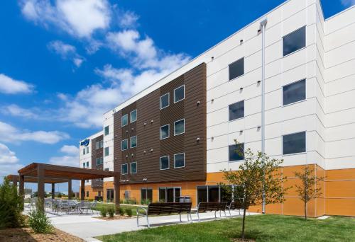 外部景觀, 艾洛斯代酒店 (Aerostay Hotel) in 蘇瀑布 (SD)