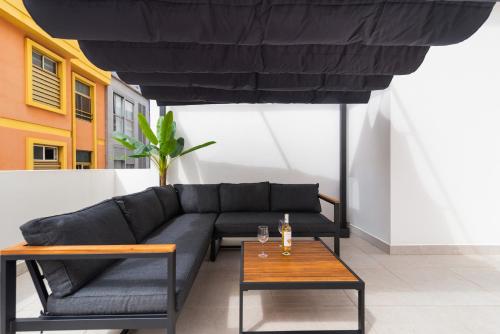 Beachside Getaway by Las Canteras Rooftop Terrace