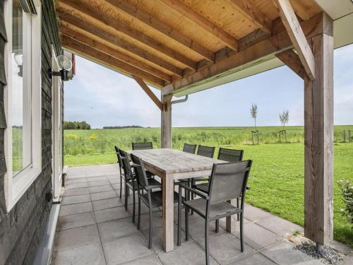 balkon/terras, Vacation Home Zeeland by Oosterschelde Park in Tholen
