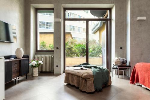 San Babila Suite, Milan (photo 8)