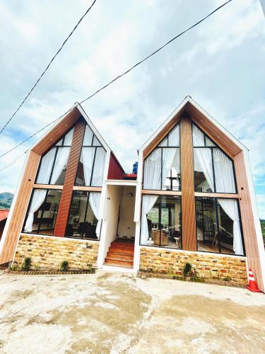 Sun Farm Dieng Villas