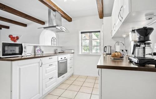 Cuina, Beautiful Apartment In Tommerup in Odense SV