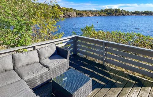 A szálláshely kívülről, Awesome Home In Kolbjørnsvik With House Sea View in Arendal