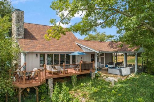 Relaxing Lakefront Retreat w/ Hot Tub & Dock