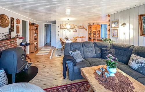 3 Bedroom Gorgeous Home In Farsund in Farsund