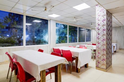 Étterem, Super Townhouse Medavakkam Near Jayachandran in Tambaram