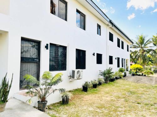 RAJs -My Second Home, Nadi (photo 4)