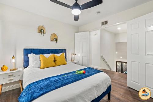 The Palms at Casa Solara in Rancho Peñasquitos