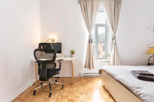 2 min from Bell Center, Downtown & metro station