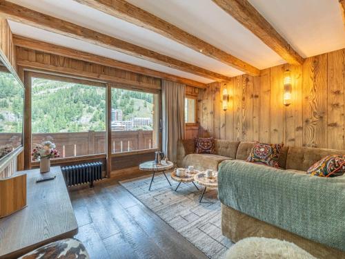 Appartement de standing avec cheminée et WiFi à Val-d'Isère - FR-1-694-435