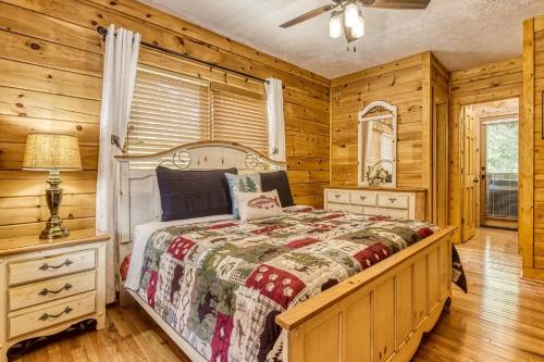 ER80 - Can't Bear to Leave cabin - image 2