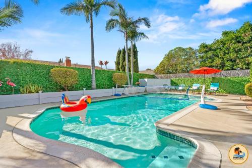 Inviting Home with Mountain Views & Pool-Spa in San Carlos